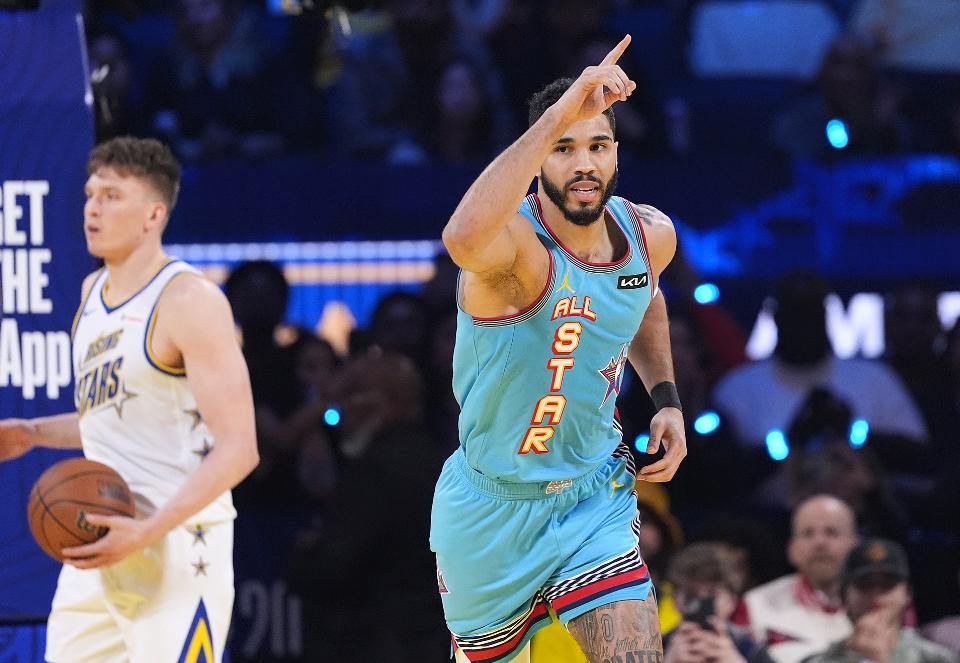 包含爆冷引发热议！，塔图姆在巴黎圣日耳曼比赛中夺冠观众掌声雷动的词条开云体育